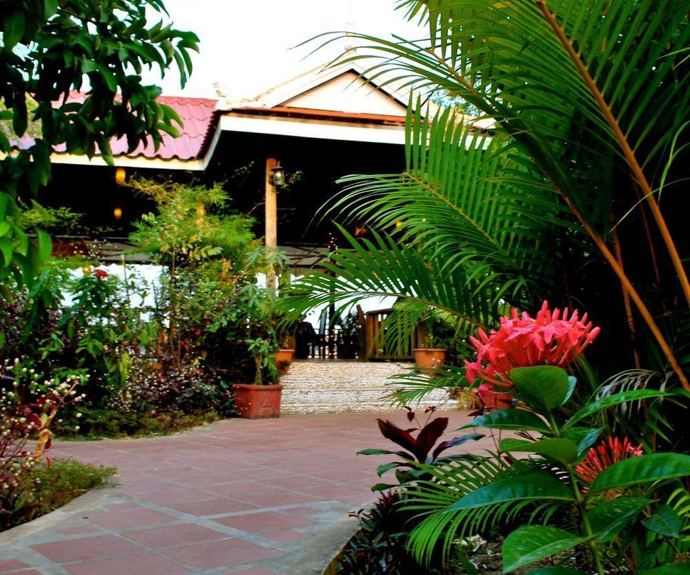 The River Lodge Kampot Eksteriør bilde