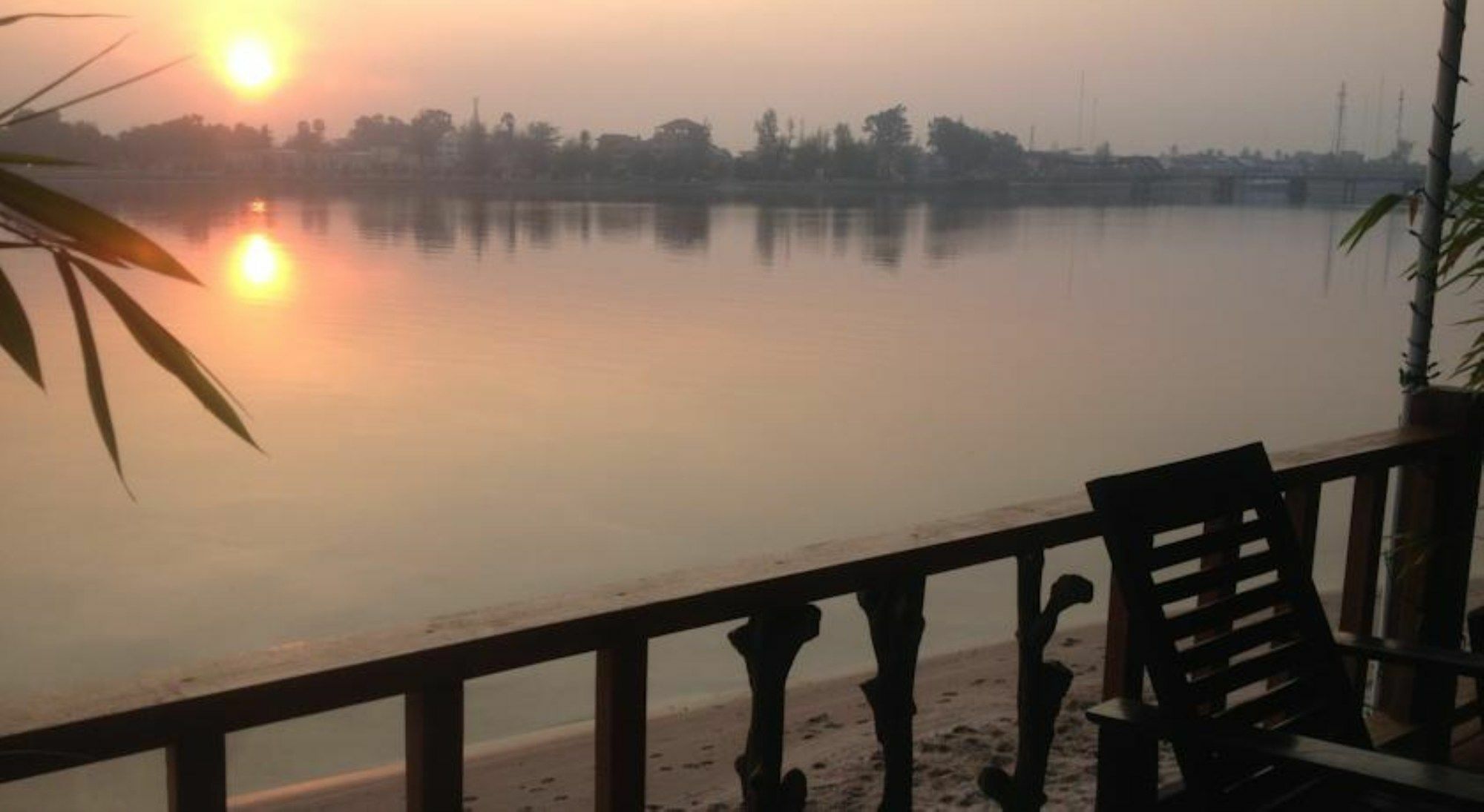 The River Lodge Kampot Eksteriør bilde